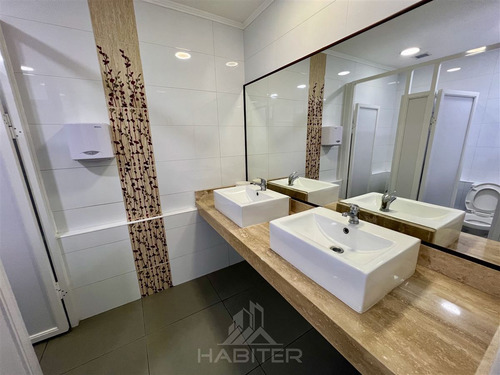 Arrienda Local Comercial Con Planta Libre En Temuco