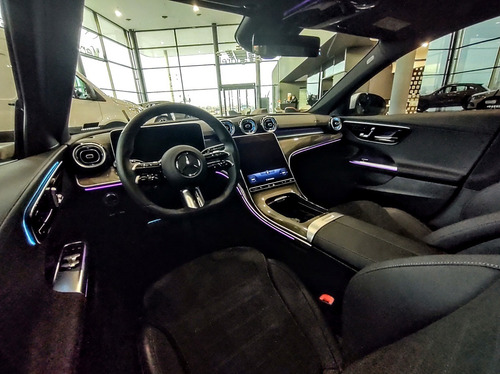 Imagen 15 de 16 de Mercedes-benz Clase C 300 Amg Line 258cv.
