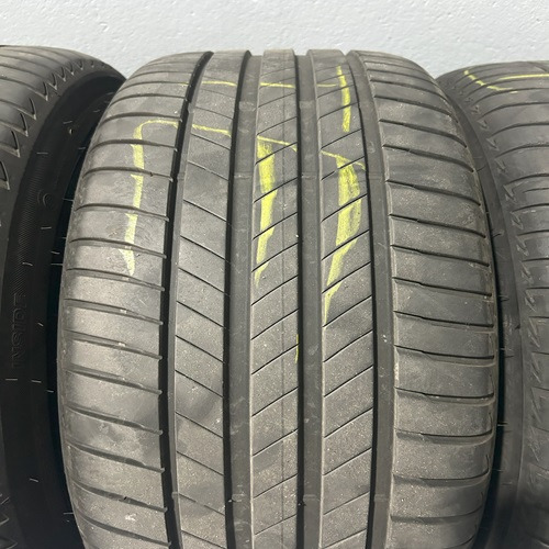 Jogo Roda A3 8y 2022 2023 24 6500km Bridgestone Turanza T005 (Usado)