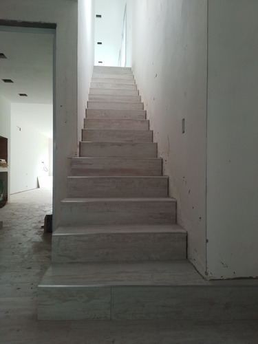 Imagen 5 de 5 de Colocacion De Porcelanato Y Ceramica
