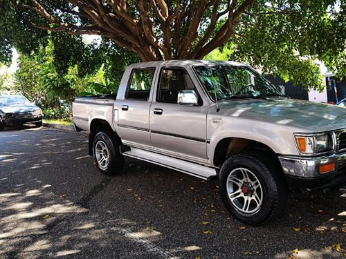 Toyota Hilux 2.8 Sr5 Cab. Dupla 4x4 4p