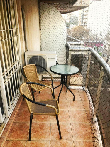 Apto. Con Terraza Y Excelente Ubicación