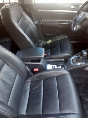 Imagen 5 de 9 de Volkswagen Vento 2010 2.0 I Elegance
