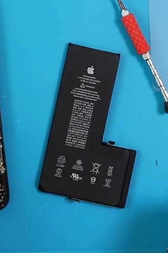 Batería iPhone 11 Pro Max Somos Tienda Física 