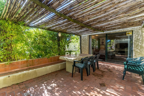 Casa En Venta Punta Ballena 3 Dormitorios - Ref : Pbi299
