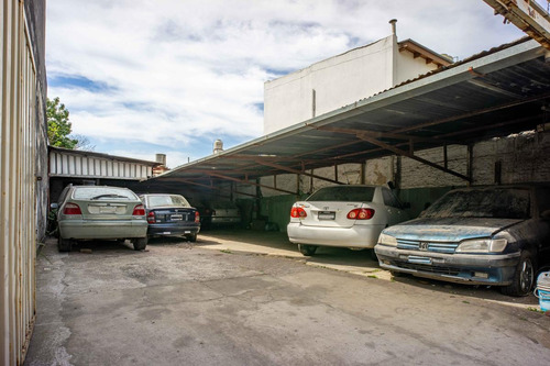 Imagen 2 de 4 de Venta: Terreno Tapialado Y Semitechado En Barrio Azcuénaga- Rosario.