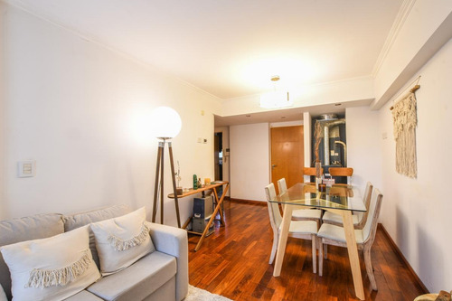 Imagen 5 de 18 de Departamento De 2 Dormitorios En Venta Con Parrillero Centro
