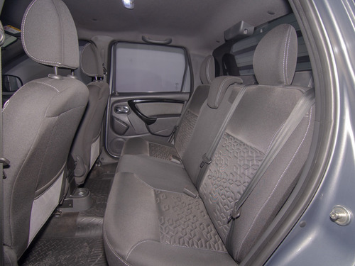 Renault Duster Oroch 2.0 Outsider Plus