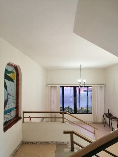 Imagen 7 de 14 de Laura Castillo Vende Casa En El Parral (foc-790)