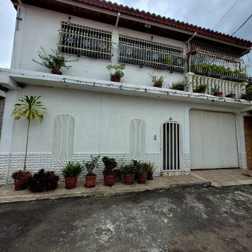 Casa En Venta/ Urbanización Los Sauces Prolongación Avenida Aragua/ Pg1112