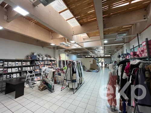 Local Comercial En Plena Av. Las Condes