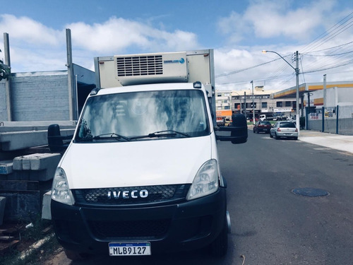 Caminhão Iveco Daily Ano 2013 Com Baú Thermoking Até -18º