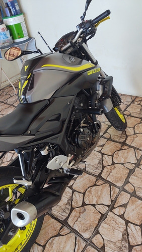 Imagem 2 de 12 de Yamaha Mt 03 Abs