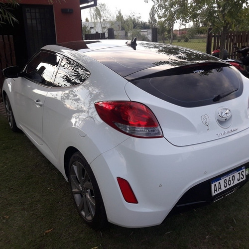 Hyundai Veloster 1.6 6at 130cv 2017