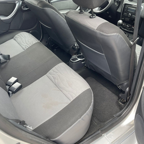 Imagen 10 de 13 de Renault Duster Dynamique Manual 2013