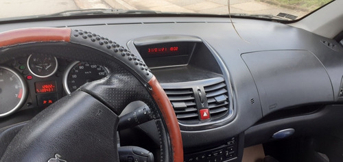 Peugeot 207 1.4 Xs 2011