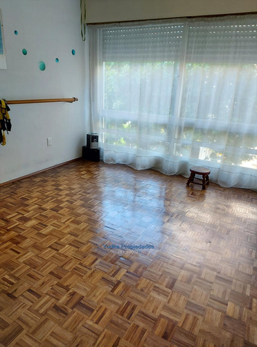 Imagen 8 de 20 de Venta Apartamento Pocitos 3 Dormitorios Servicio Garaje Cw169070