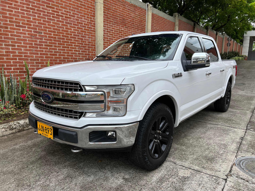 Ford F-150 Lariat