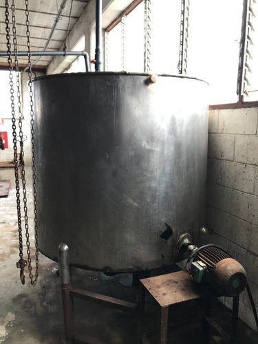 Imagen 2 de 2 de Tanque De Acero Inoxidable De 1850 Litros Usado