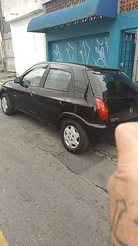 Imagem 3 de 5 de Chevrolet Celta 2005 1.0 Life 5p