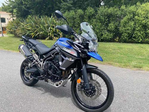 Triumph Tiger 800 Xcx