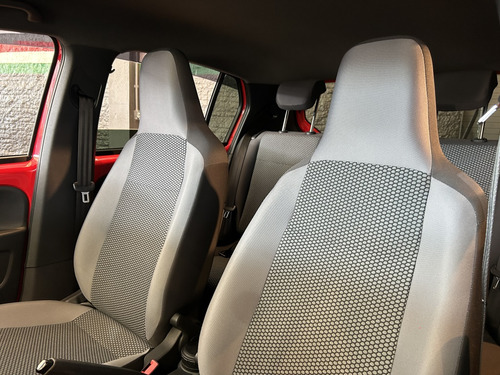 Volkswagen Up! 1.0 MPI TRACK 12V FLEX 4P MANUAL