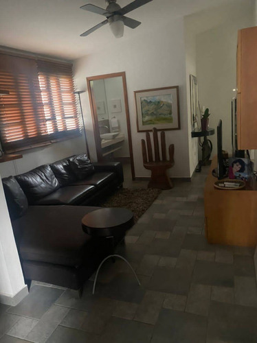 Imagen 2 de 12 de Venta Casa Guataparo Country Club 980m2 Morella Dj 04244231059 Mdj 137722