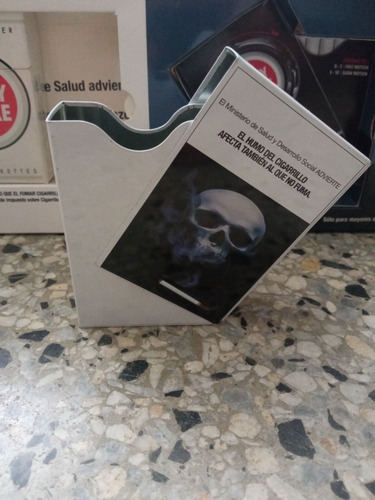 Imagen 6 de 8 de Cigarrera Lucky Strike Motion Pack Nueva