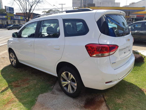 Imagem 2 de 5 de Chevrolet Spin Premier 7s 1.8 (aut) (flex)