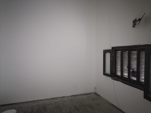 Imagen 1 de 6 de Casa De 3 Dormitorios En La Comercial