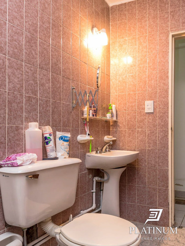 Casa En Venta De 3 Dormitorios C/ Cochera En San Carlos