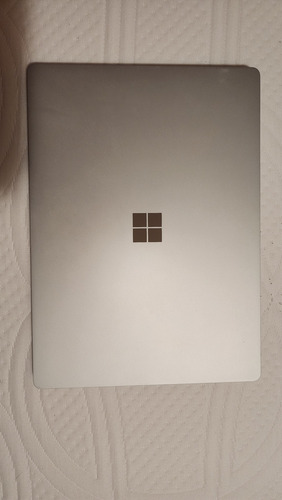 Microsoft Surface Laptop 2 (Usado)