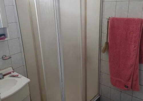 Ph T/ Casa 3 Ambientes Amplio Con Terreno Libre, Ubicado En Cabrera 756, Banfield