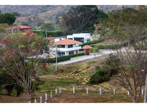 Vendo Hermoso Lote En Condominio En Tocaima 585m2