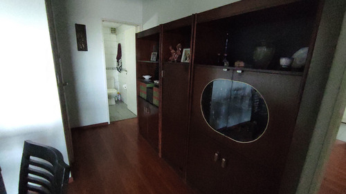 Imagen 15 de 18 de Departamento De 4 Ambientes En Venta En Almagro