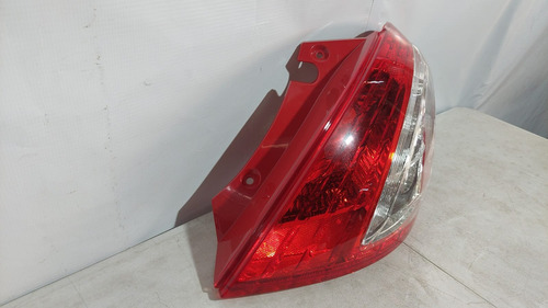 Calavera Derecha Suzuki Swift 2012-2016 (generica, Nueva) Derecho/pasajero Rojo
