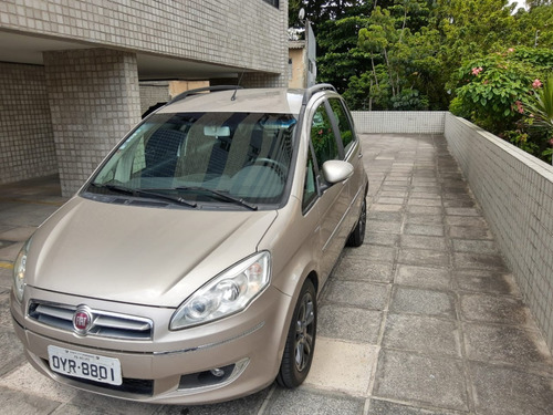 Fiat Idea 1.6 Essence Imotion 2015