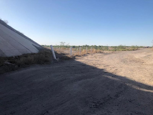 Imagen 1 de 8 de Terreno En Venta En Ejido Albia
