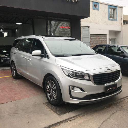 Kia Carnival 2.2 Crdi Premium Avn
