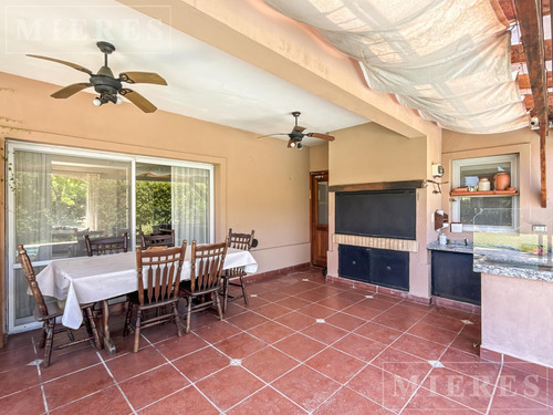 Casa En Venta - Lote Interno En Barrancas De San Jose