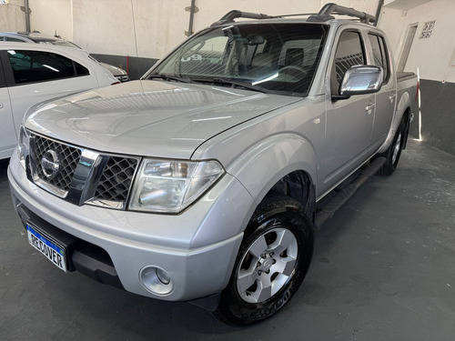 Nissan Frontier 2.5 Le Cab. Dupla 4x4 Aut. 4p