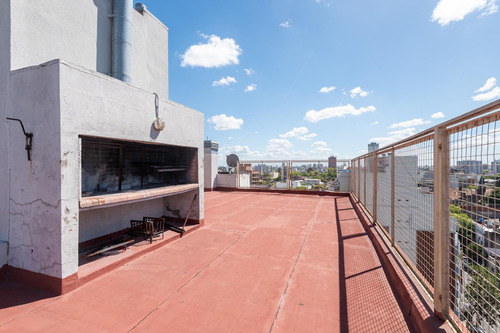 Departamento En Venta De 2 Ambientes En Floresta