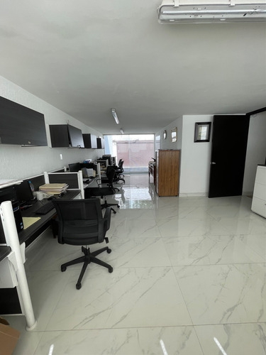 Casa Para Oficinas Con Uso De Suelo S