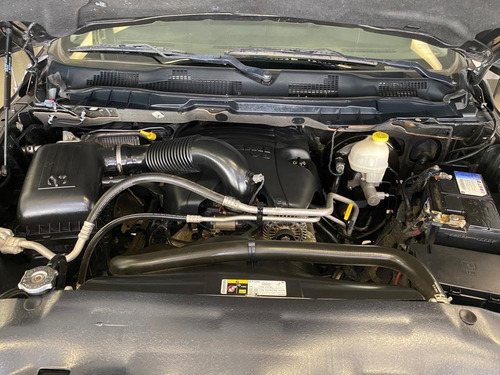 Imagen 13 de 16 de Dodge Ram 1500 Laramie V8 4x4 2016