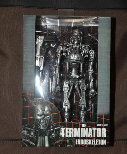Figura De Acción Neca Terminator 2 T-800 Endoskeleton Arnold