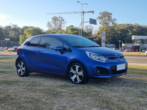 Imagen 5 de 11 de Kia Rio 2015 1.4 Ex 109cv 6mt