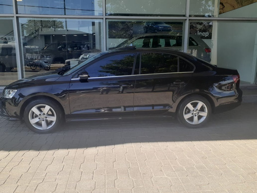 Imagen 6 de 17 de Volkswagen Vento 1.4 Highline Mt Con Garantia Impecable! Gp