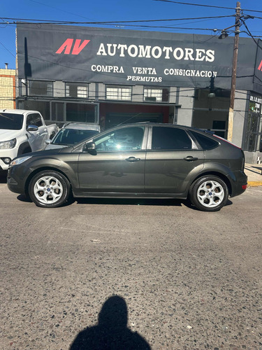 Ford Focus 2 Focus guia 2.0 AT