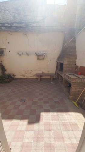 Imagen 4 de 14 de B° San Martin - Galpon Con Vivienda - Cordoba