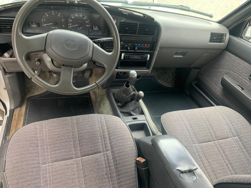 Toyota Hilux Sr5 2001 Manual